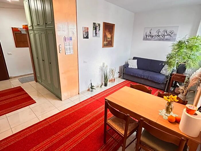 Appartamento bilocale in vendita in Strada San Faustino, Modena