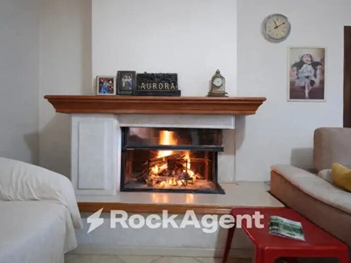 Casa con 5 locali in vendita in Via Mesagne, San Donaci