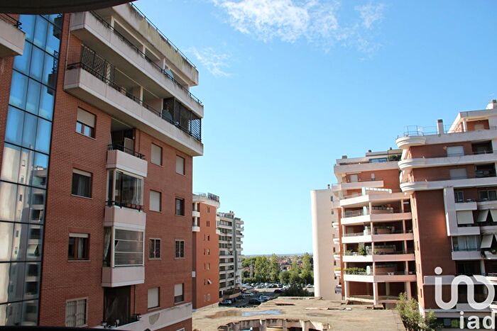 Appartamento trilocale in vendita in Via di Acilia, Roma