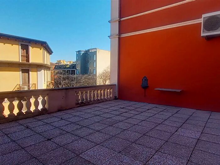 Appartamento trilocale in affitto in Milano