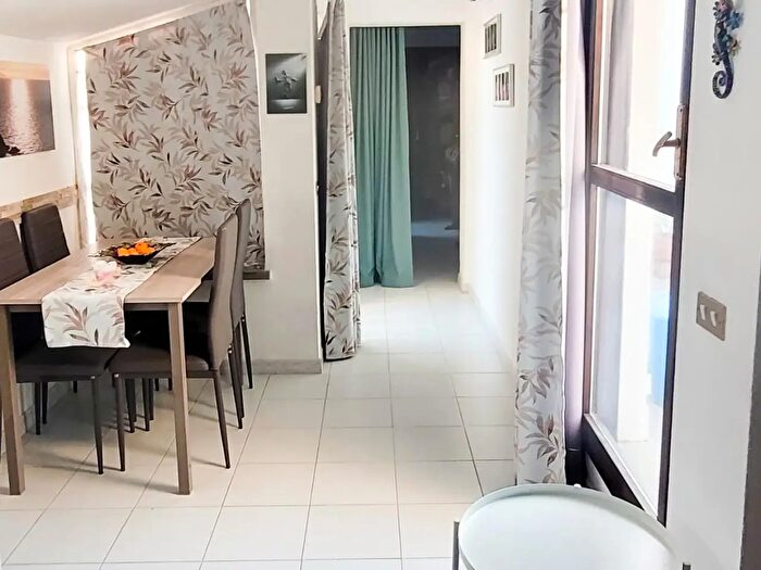 Casa con 8 locali in vendita in San Giuliano Terme