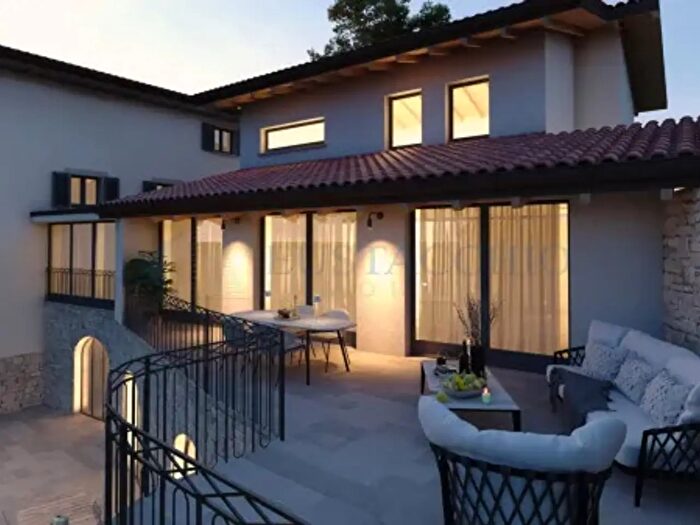 Casa quadrilocale in vendita in Via San Martino della Pigrizia, Bergamo