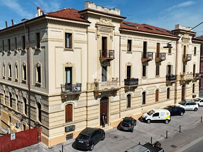 Appartamento quadrilocale in affitto in Via Colonnello Giovanni Fincato, Borgo Venezia, Verona