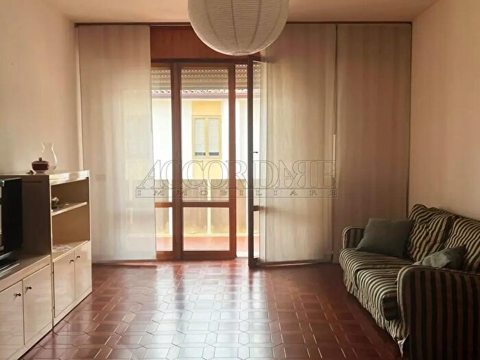 Appartamento con 6 locali in affitto in Via Menabuoi, Padova