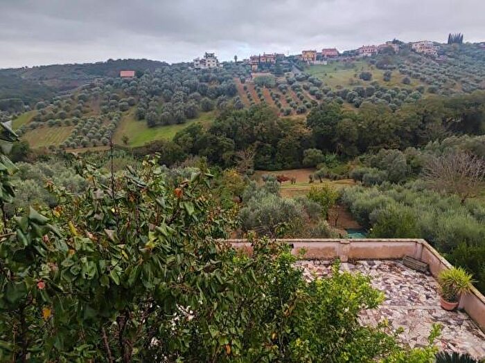 Casa con 6 locali in vendita in Via Valle degli Ulivi, Mentana