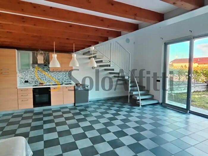 Appartamento bilocale in affitto in Casottole Torre dIsola, Torre DIsola