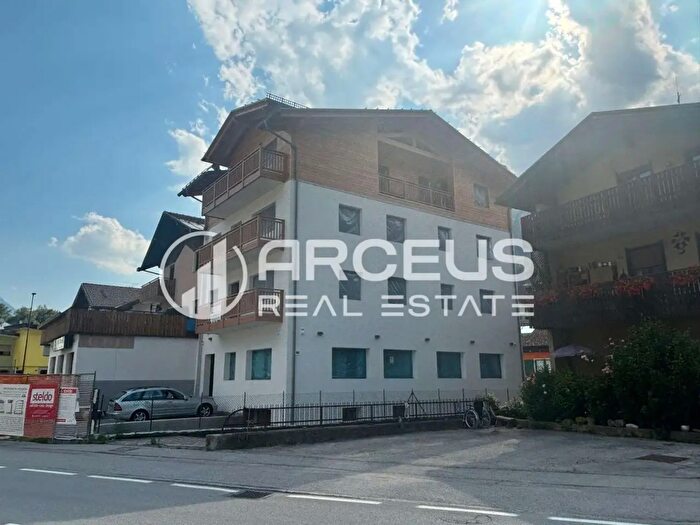 Appartamento con 5 locali in vendita in Tione Di Trento
