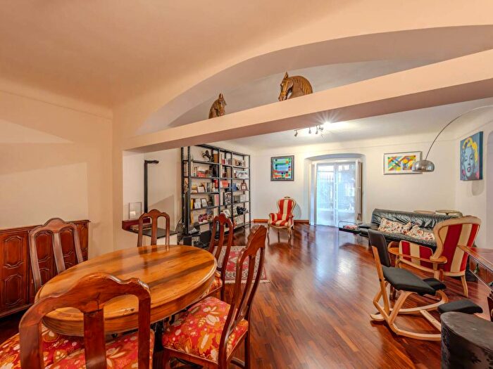 Appartamento con 6 locali in affitto in Via Assarotti, San Vincenzo, Genova