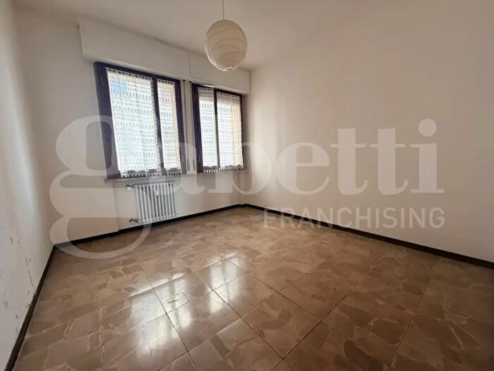 Appartamento con 5 locali in vendita in Pistoia