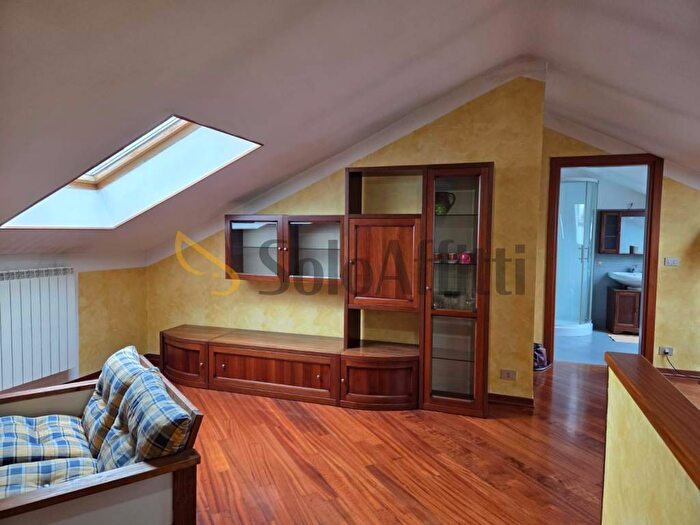 Casa bilocale in affitto in Piazza Silvio Pellico, Centro Storico, Chieri