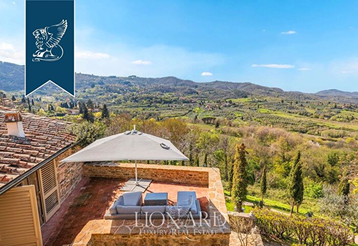 Casa con 5 locali in vendita in Greve In Chianti