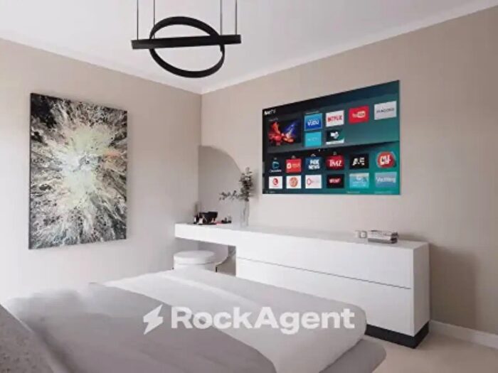 Appartamento trilocale in vendita in Via Cicerone, Santa Marinella