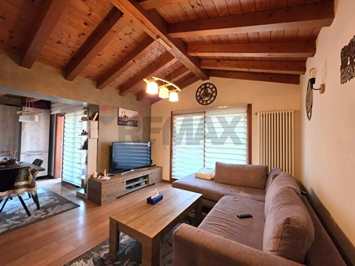 Appartamento quadrilocale in vendita in Via Cal di Zoc, Valdobbiadene