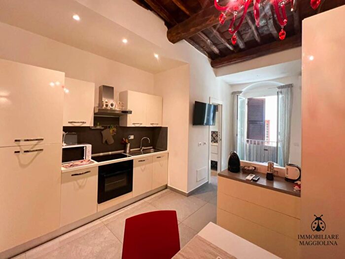 Appartamento monolocale in affitto in Piazza Giuseppe Garibaldi, Centro Storico, La Spezia