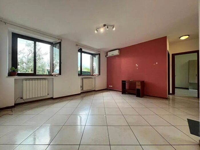 Appartamento trilocale in vendita in Viale Perugia, Magione