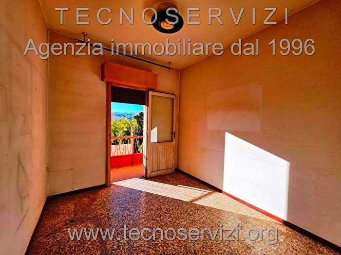 Appartamento con 5 locali in vendita in Vignola