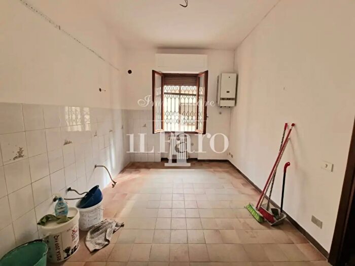 Appartamento trilocale in vendita in Ei Mori, Campi Bisenzio