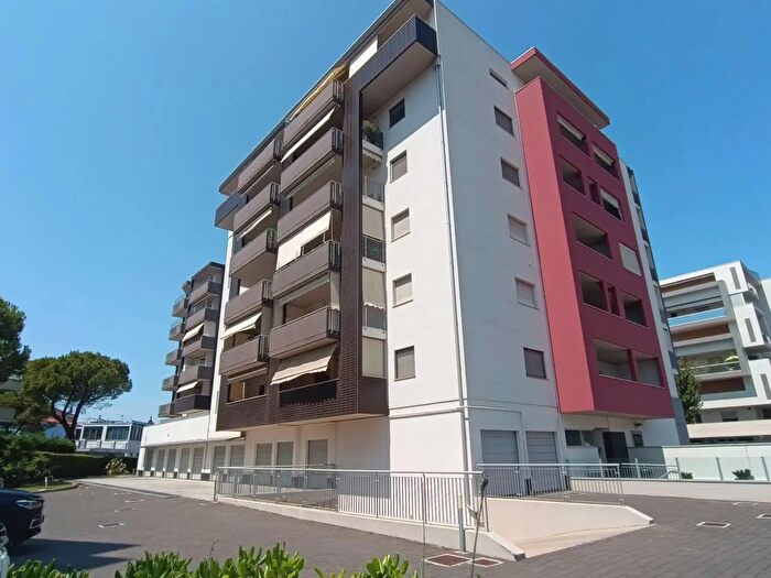 Appartamento trilocale in vendita in Montesilvano