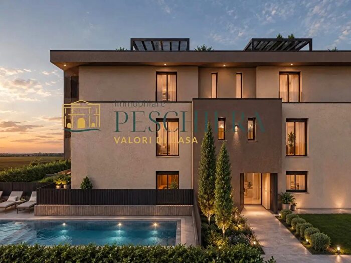 Appartamento trilocale in vendita in Via Pasubio, Peschiera Del Garda