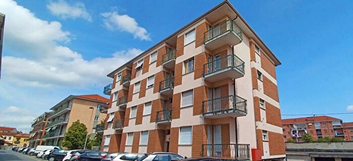 Appartamento trilocale in vendita in Via Alessandro Pertini Bra, Bra