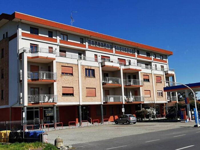 Appartamento trilocale in affitto in Corso SantIgnazio da Santhià, Centro, Santhià