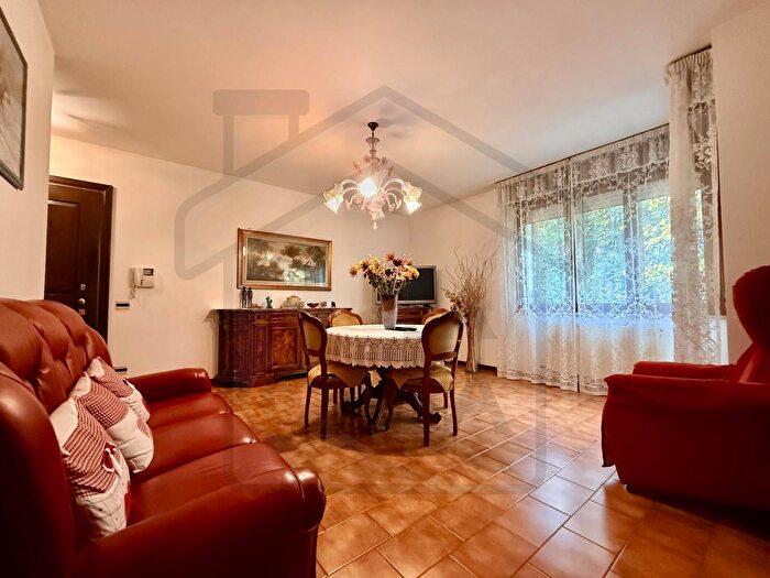 Appartamento quadrilocale in vendita in Via Marcello Benedetto, Abano Terme