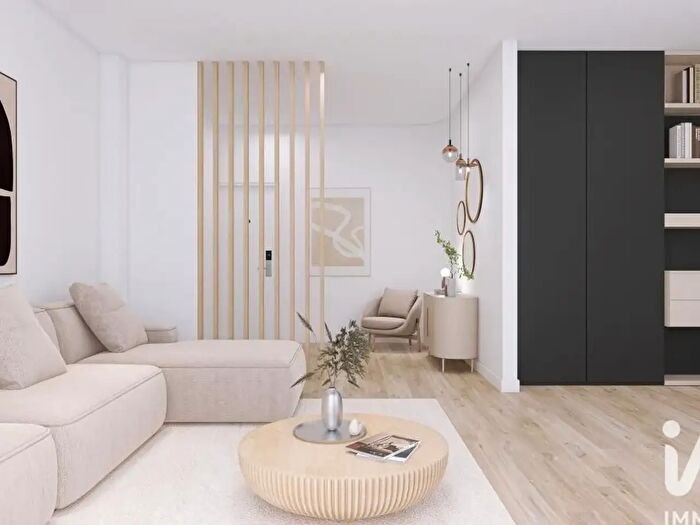 Appartamento trilocale in vendita in Via Notarbartolo, Palermo