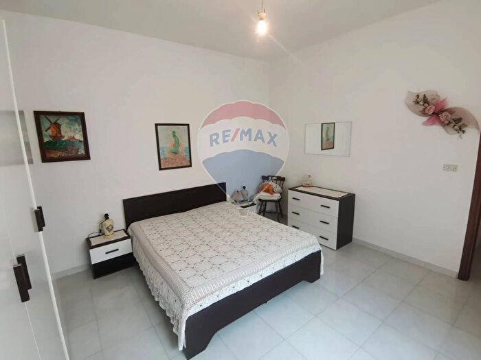 Casa trilocale in vendita in Via dell Armistizio, Siracusa