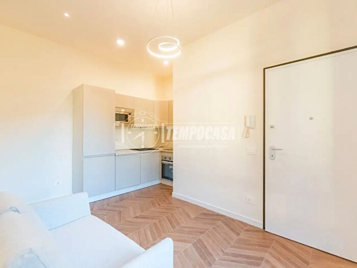 Appartamento bilocale in vendita in Via Carlo Farini, Milano