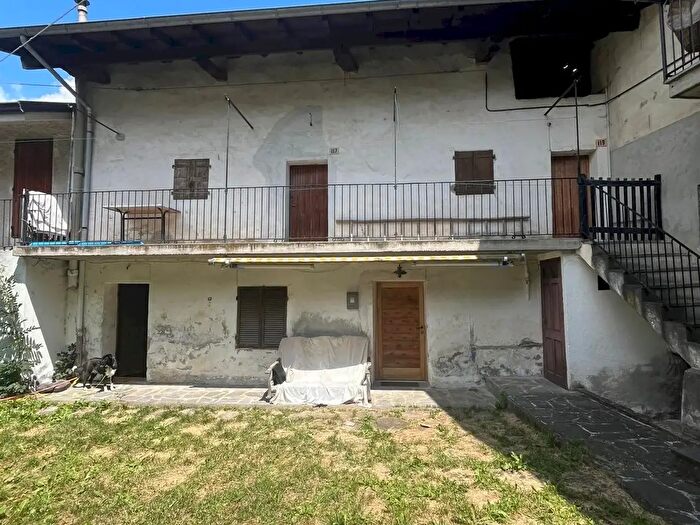 Casa trilocale in vendita in Via Mistral, Monterosso Grana