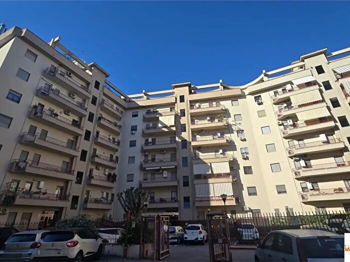 Appartamento quadrilocale in vendita in Palermo