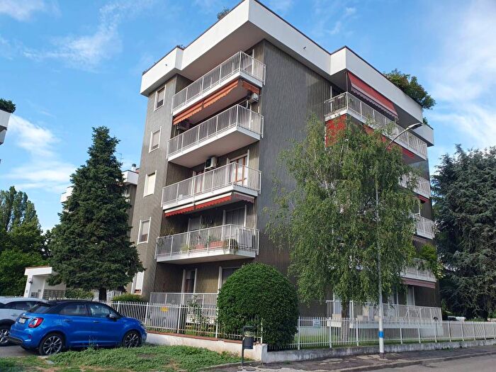 Appartamento trilocale in affitto in Via Salvador Allende, Bettola Zelo Foramagno, Peschiera Borromeo