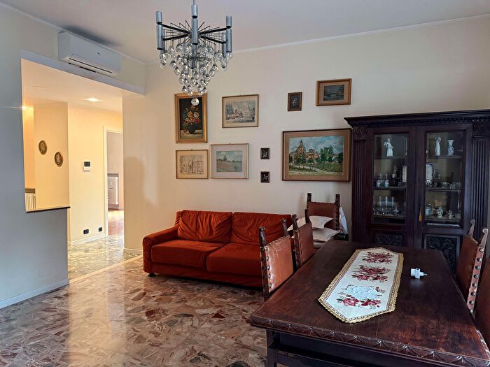 Appartamento quadrilocale in affitto in Piacenza