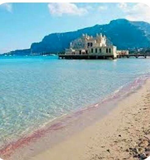 Appartamento bilocale in affitto in Via Vello d'Oro, Mondello Valdesi, Palermo