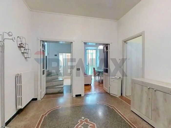 Appartamento trilocale in vendita in Via Nicolo Paganini, Savona