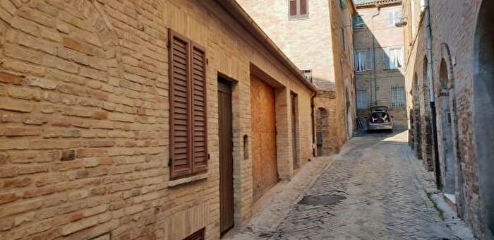 Casa quadrilocale in vendita in Via Luigi Lanzi, Corridonia