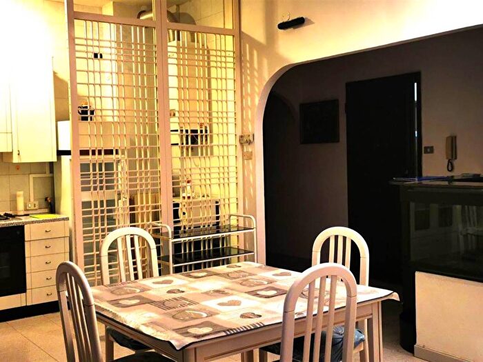 Appartamento trilocale in affitto in Via Cilea, Centro, Varazze