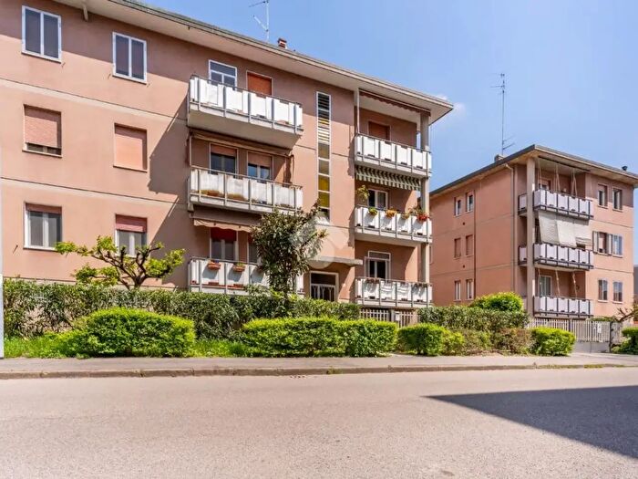 Appartamento quadrilocale in vendita in Via Gian Battista Canonici, Ferrara