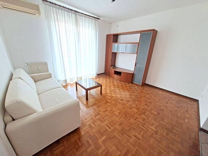 Appartamento bilocale in affitto in Via di Mezzo, Viale Ungheria, Udine