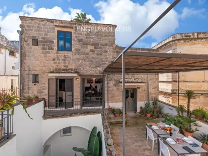 Appartamento con 6 locali in vendita in Via a delle Masse a, Nardo