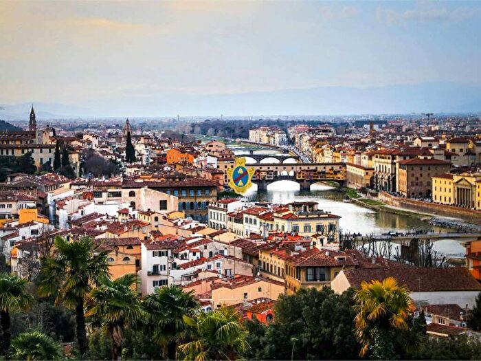 Appartamento trilocale in affitto in San Niccolò, Firenze