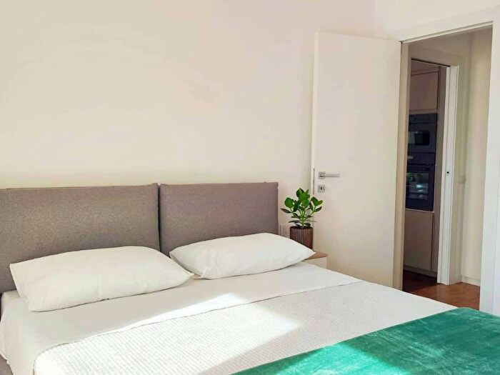 Appartamento bilocale in affitto in Via Privata Battista De Rolandi, Certosa, Milano