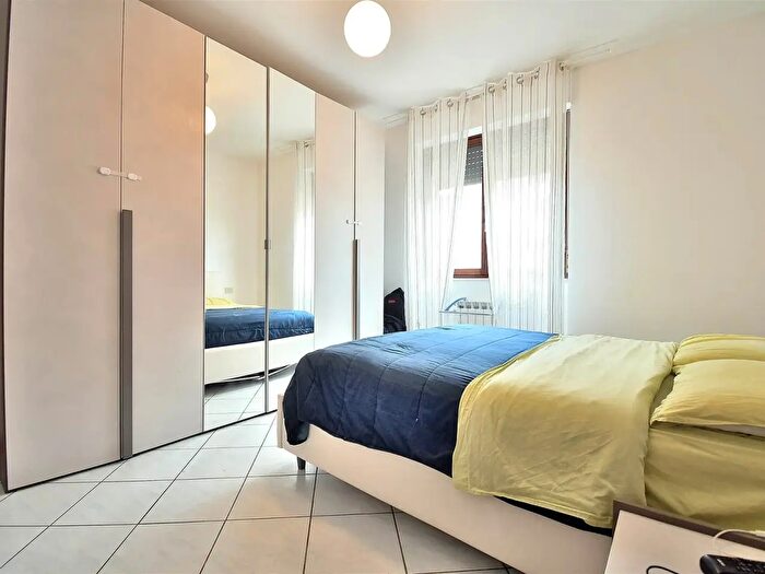 Appartamento trilocale in vendita in Via della Resistenza, Monteriggioni