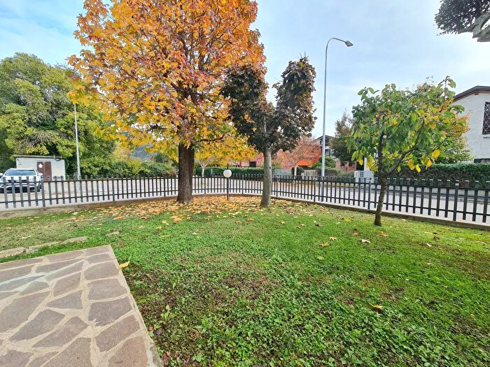 Casa quadrilocale in vendita in Bachelet, Galzignano Terme
