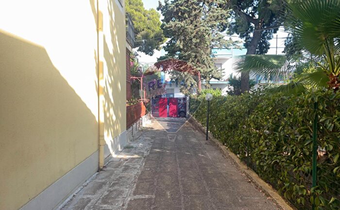 Appartamento quadrilocale in vendita in Ginosa