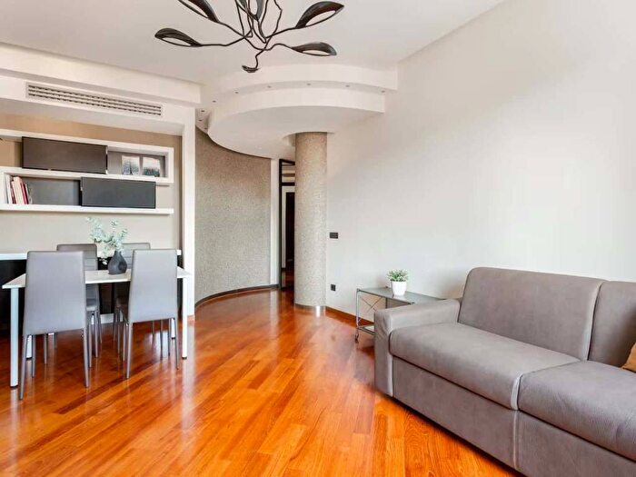 Appartamento bilocale in affitto in Via Melchiorre Gioia, Isola, Milano