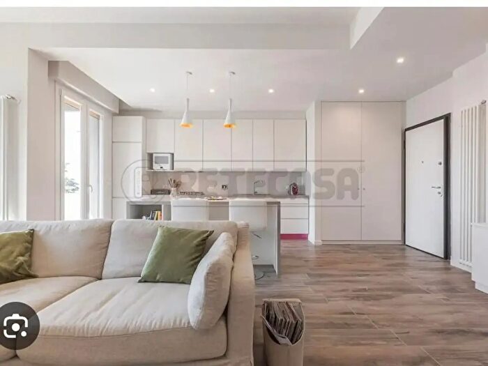 Appartamento con 5 locali in vendita in Viale Sant Agostino, Vicenza