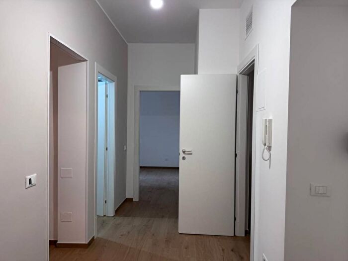 Appartamento trilocale in affitto in Via dei Gelsi, Centocelle, Roma