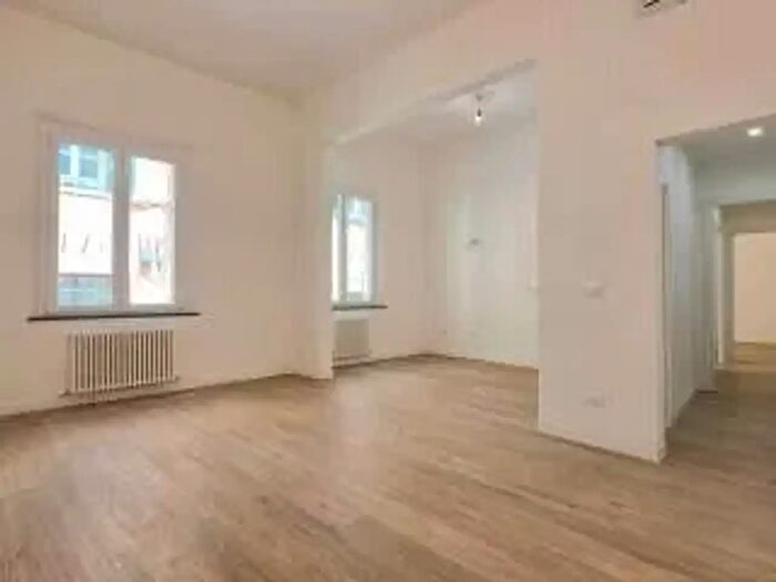 Appartamento con 5 locali in vendita in Pisa