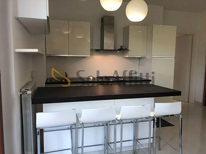 Appartamento trilocale in affitto in Via Leonardo da Vinci, Travaco Siccomario